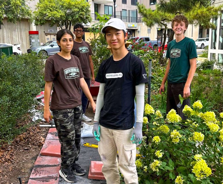 NYC Green Guerilla teen at the NYC Roosevelt Island Branch