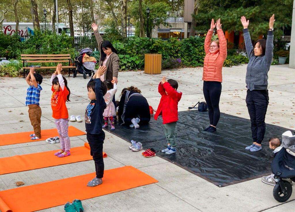 Ny yoga kids adults sunsalutation